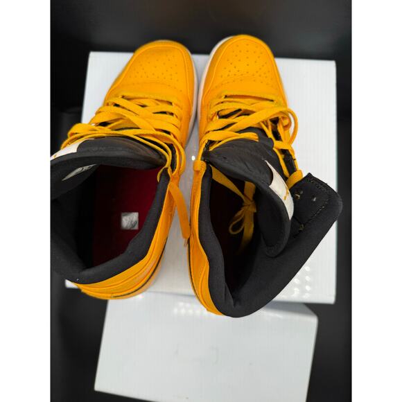 Nike Jordan Mid Taxi Sneakers - Gold and Black - Size 9M main image 8